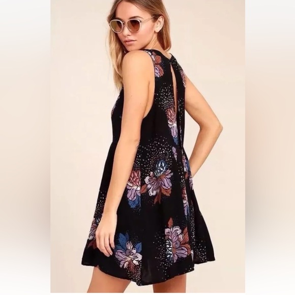 Free People Lovely Day Printed Tie Tunic Dress Black Combo Plunging - Picture 3 of 14